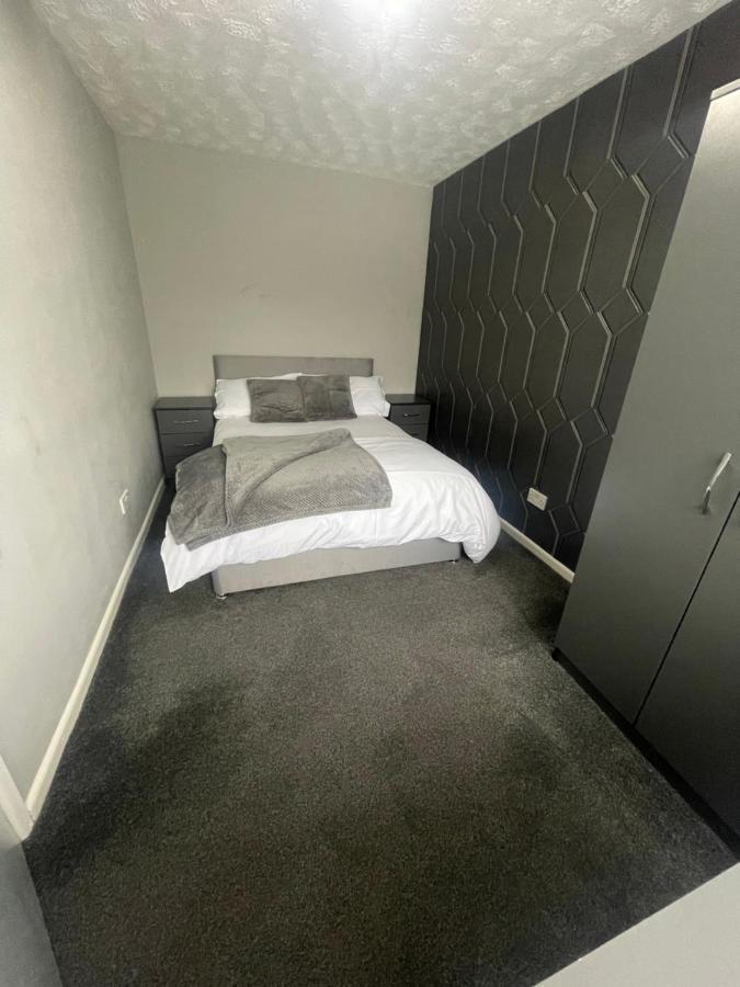 Cosy, Modern Apartment Wednesbury Buitenkant foto